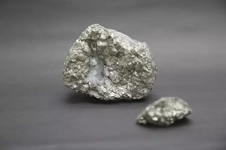 The Complexities of Silver Prices Explained