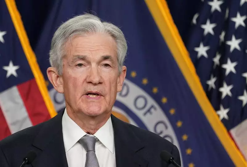 The Dilemma Faced by the Federal Reserve Chairman