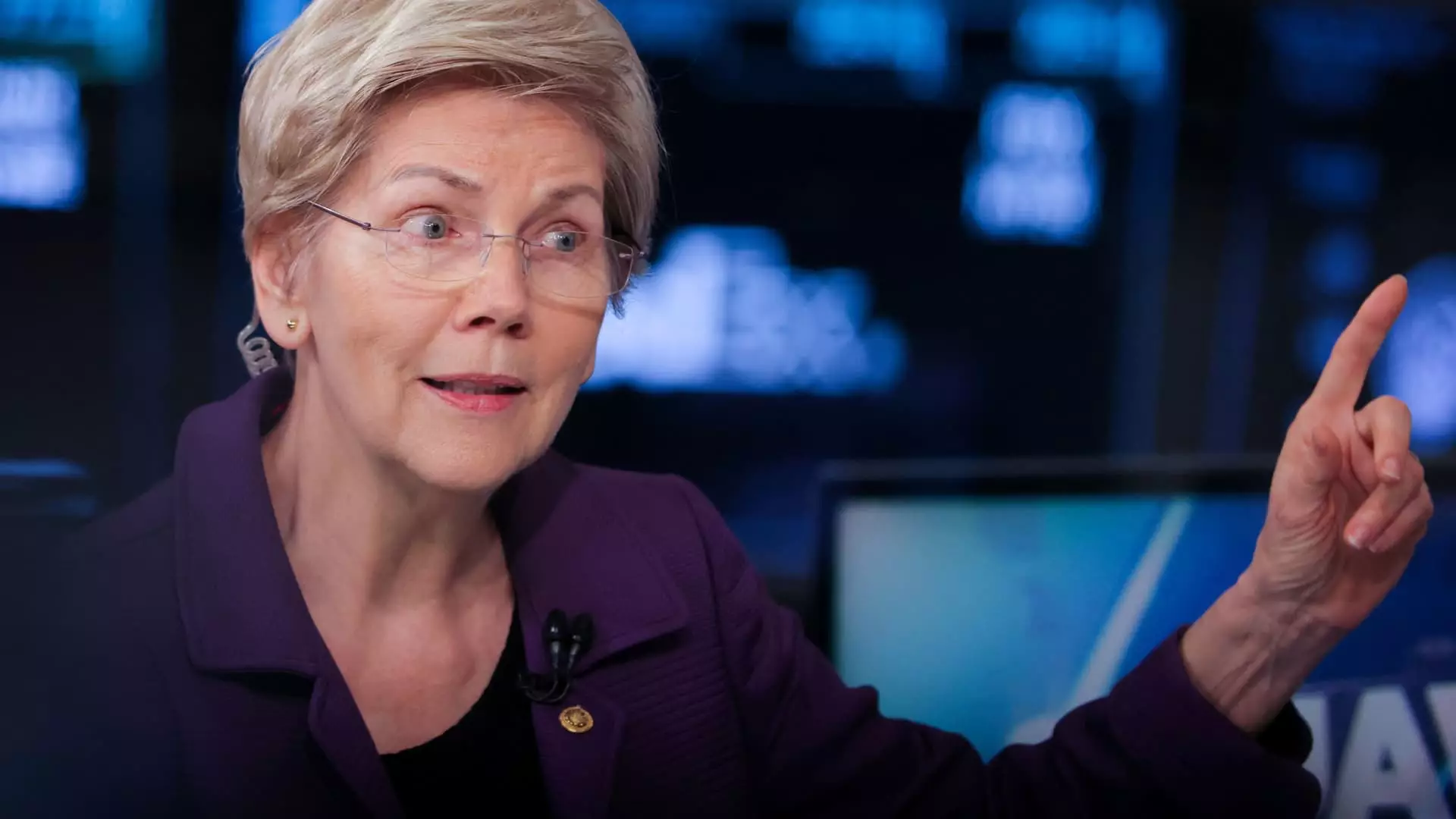 Sen. Elizabeth Warren Accuses Fed Chair Jerome Powell of Favoring Big Banks