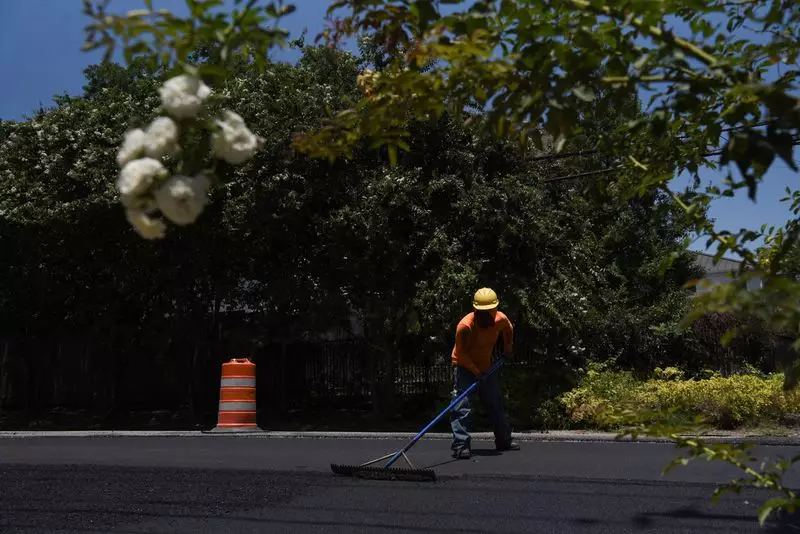 Critique: Biden Administration Rule on Overtime Pay Temporarily Blocked by Federal Judge