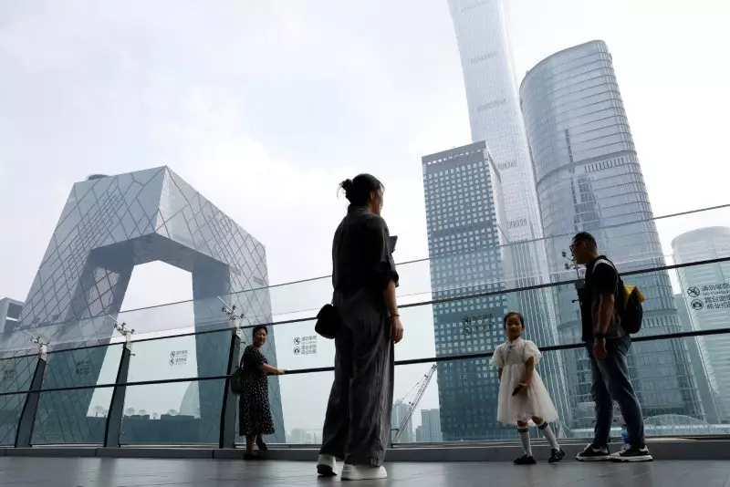 Chinese Economy Faces Downward Pressure Amidst Slowdown