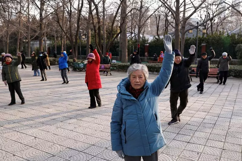 China Considers Delaying Retirement Age Due to Shrinking Workforce