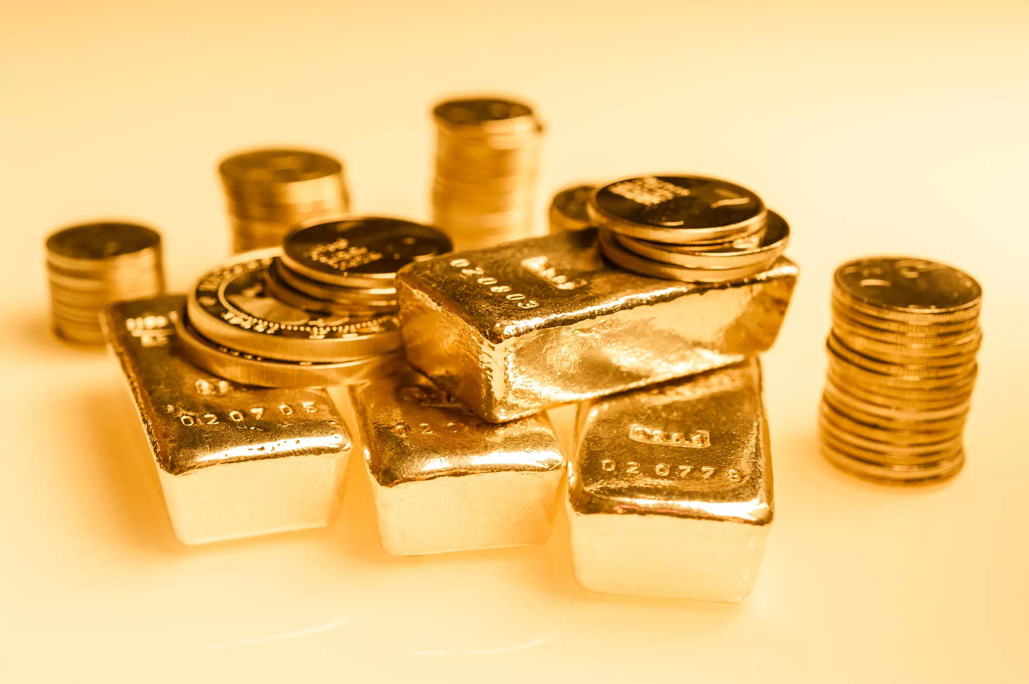 The Future of Gold and Oil Prices in 2024