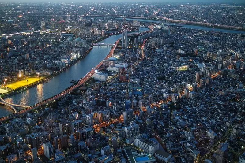 Japan’s Household Spending: An Economic Conundrum Amid Rising Prices