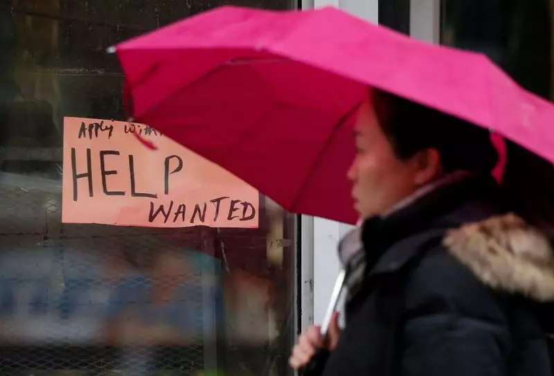 Analyzing Canada’s December Jobs Report: A Mixed Bag for Economic Policy