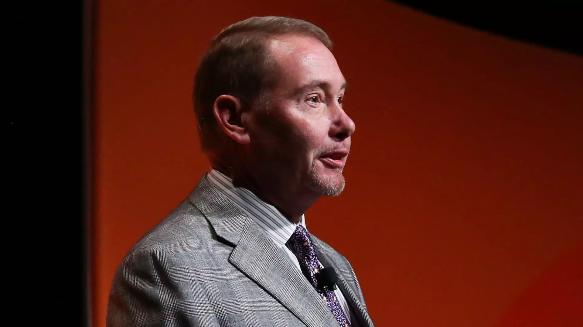 Rethinking the Federal Reserve’s Strategy: Insights from Jeffrey Gundlach