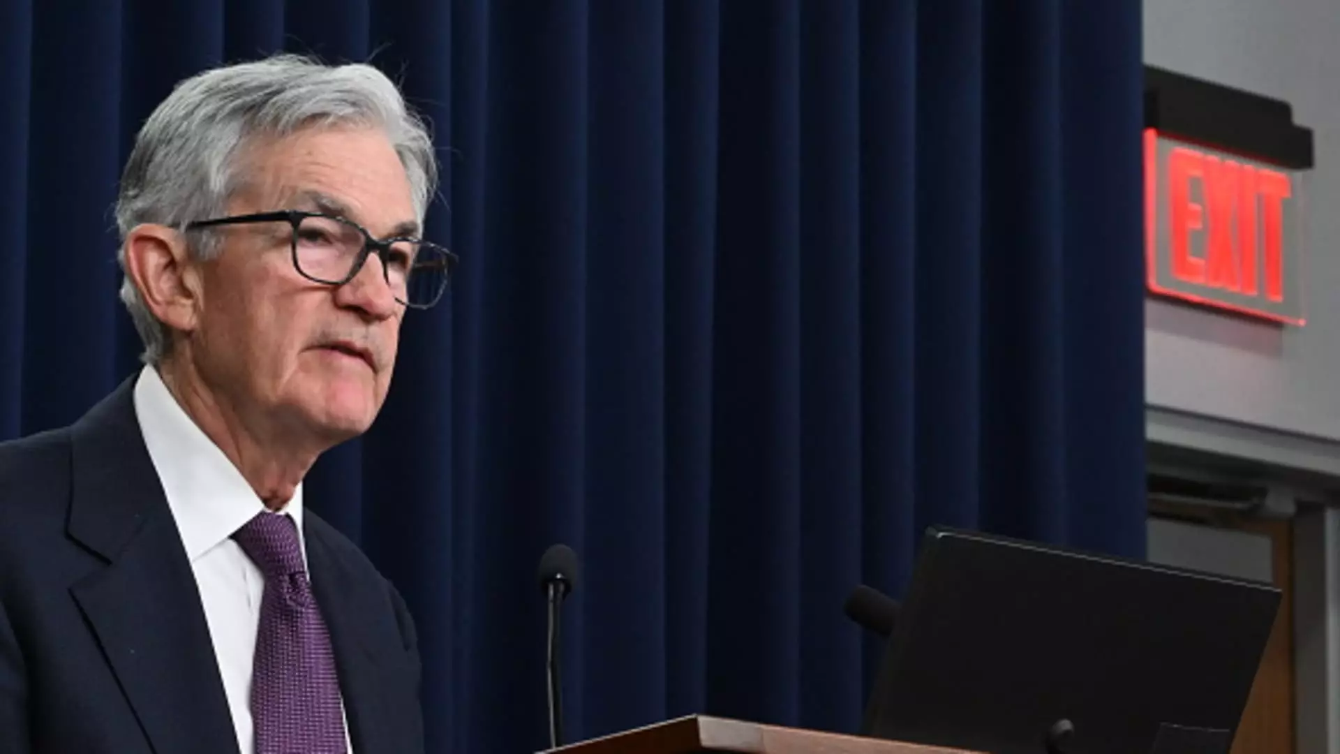 The Federal Reserve’s Dilemma: Navigating Political Pressures and Economic Realities