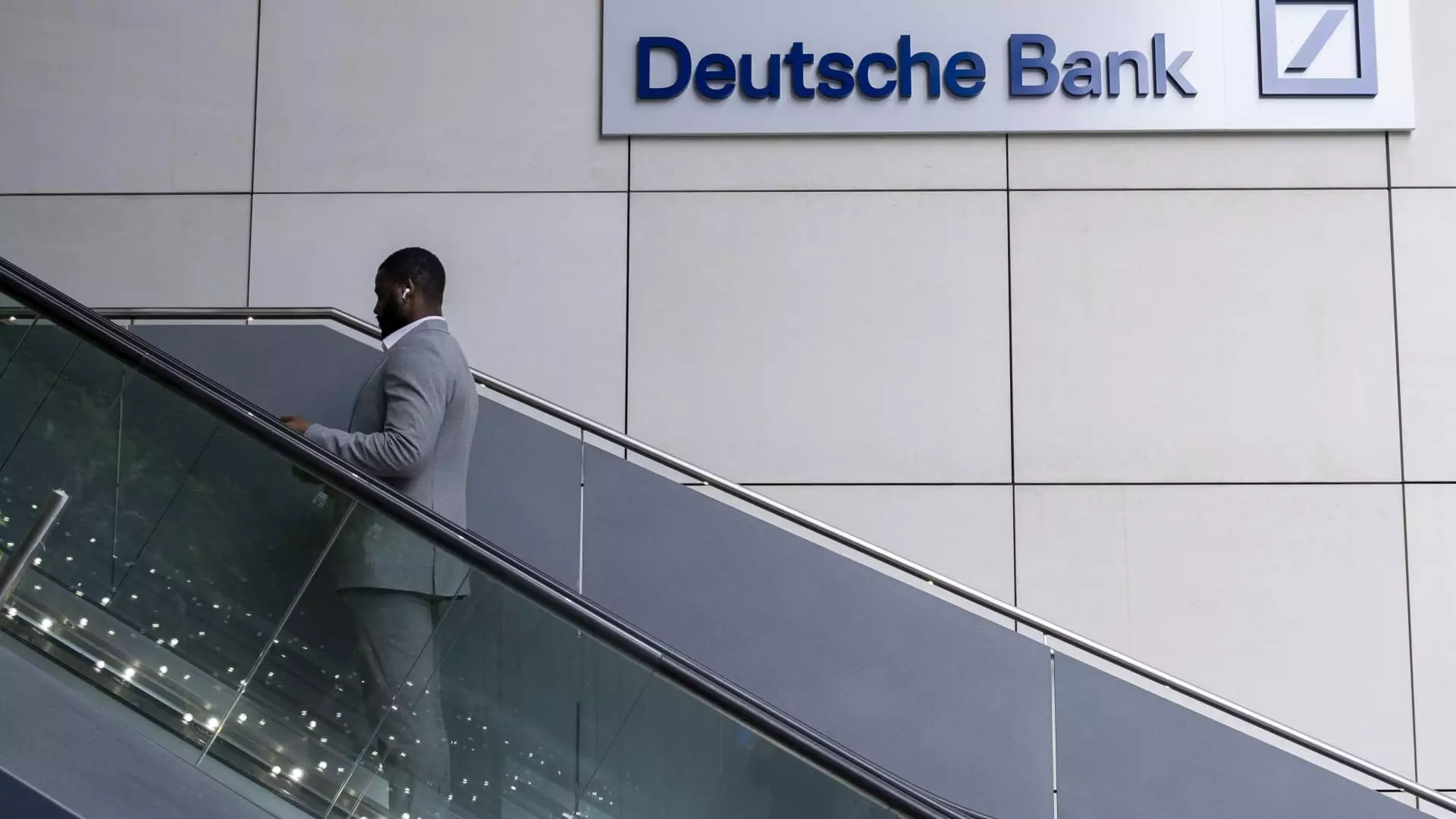 Deutsche Bank’s Troubling Financial Outlook: An In-Depth Analysis