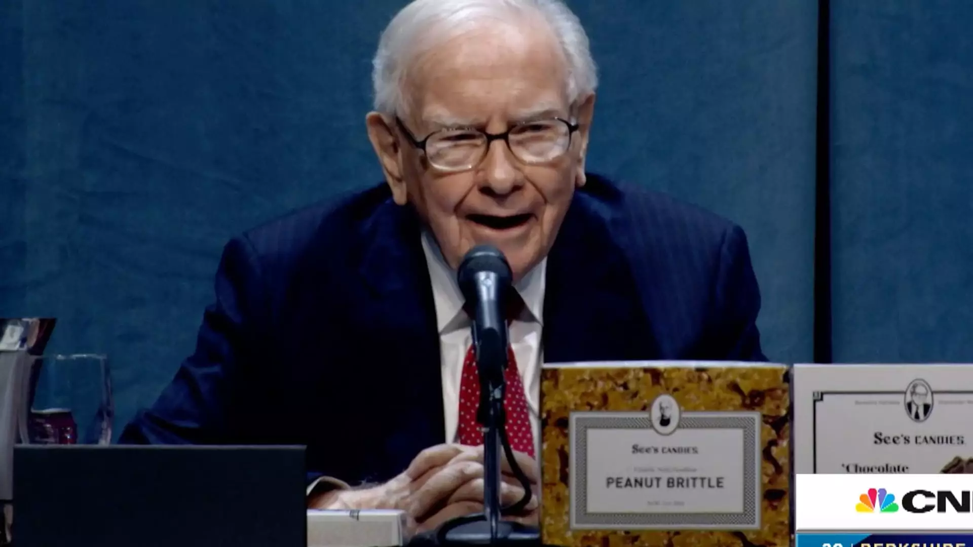 Warren Buffett’s Cautionary Take on Tariffs and Economic Uncertainty