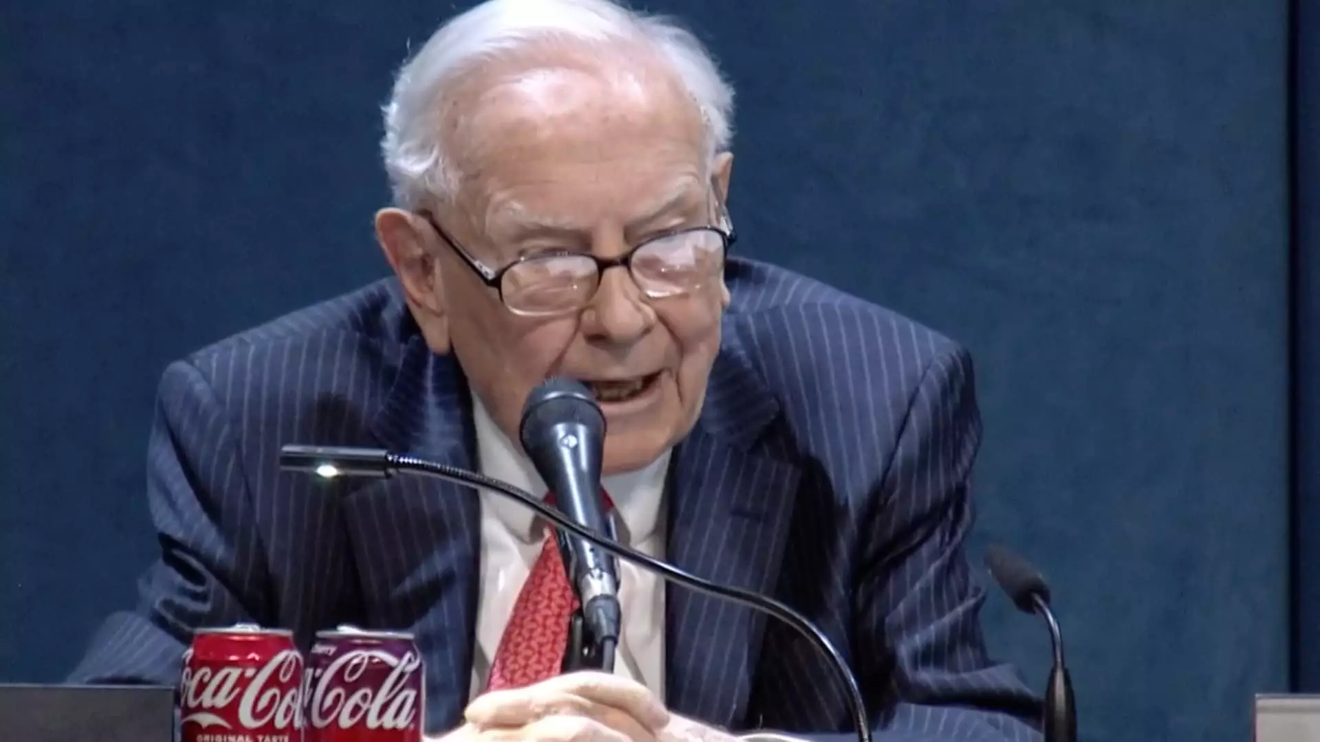 Empowering Trade: Warren Buffett’s Stand Against Isolationism