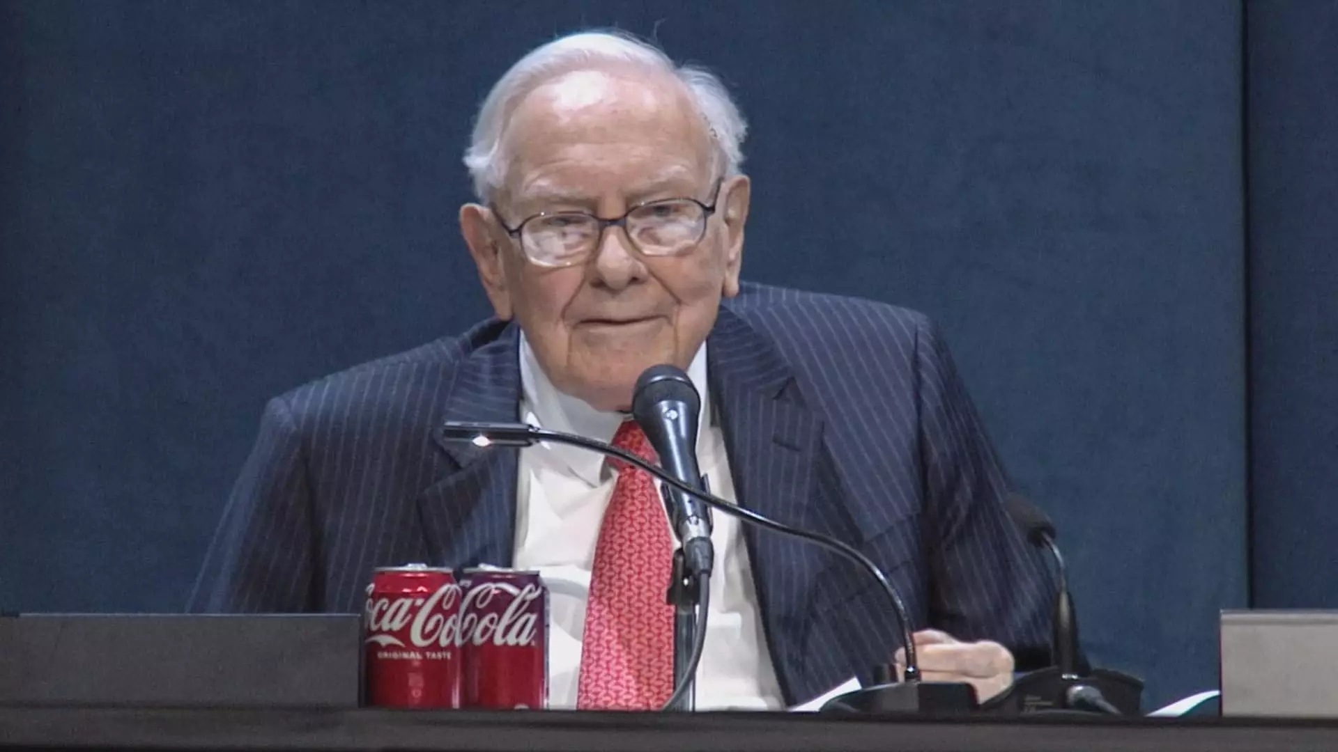 Unveiling Resilience: How Berkshire Hathaway Navigates Turmoil with Strategic Steadiness